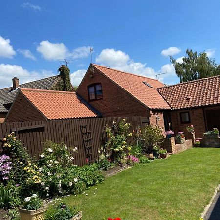 Willow Tree Cottages Newark-on-Trent  Exterior photo